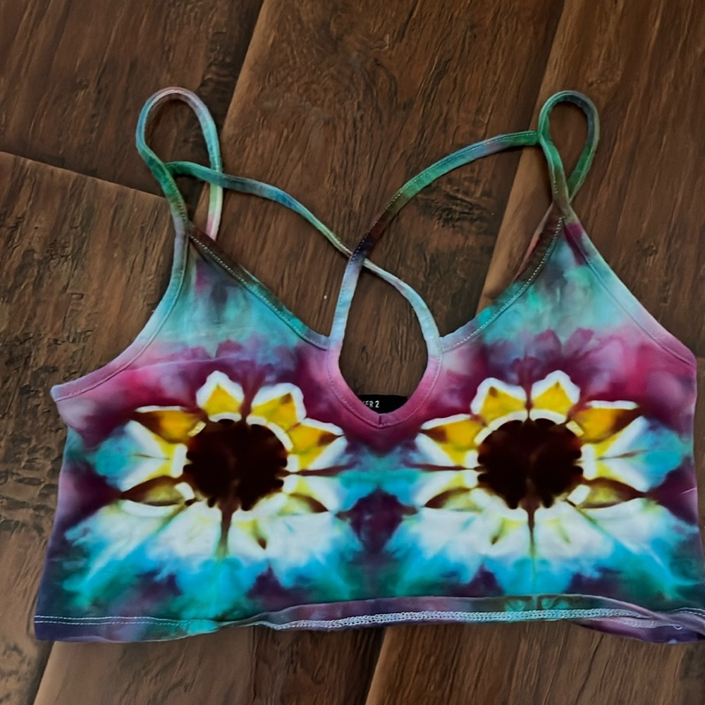 Hand tie dyed sunflower crop top size Medium